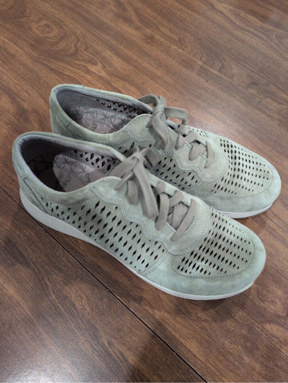 Dansko Charlie Women Sz EU 41 US 10 Green Perforated Leather Suede Shoes Comfort